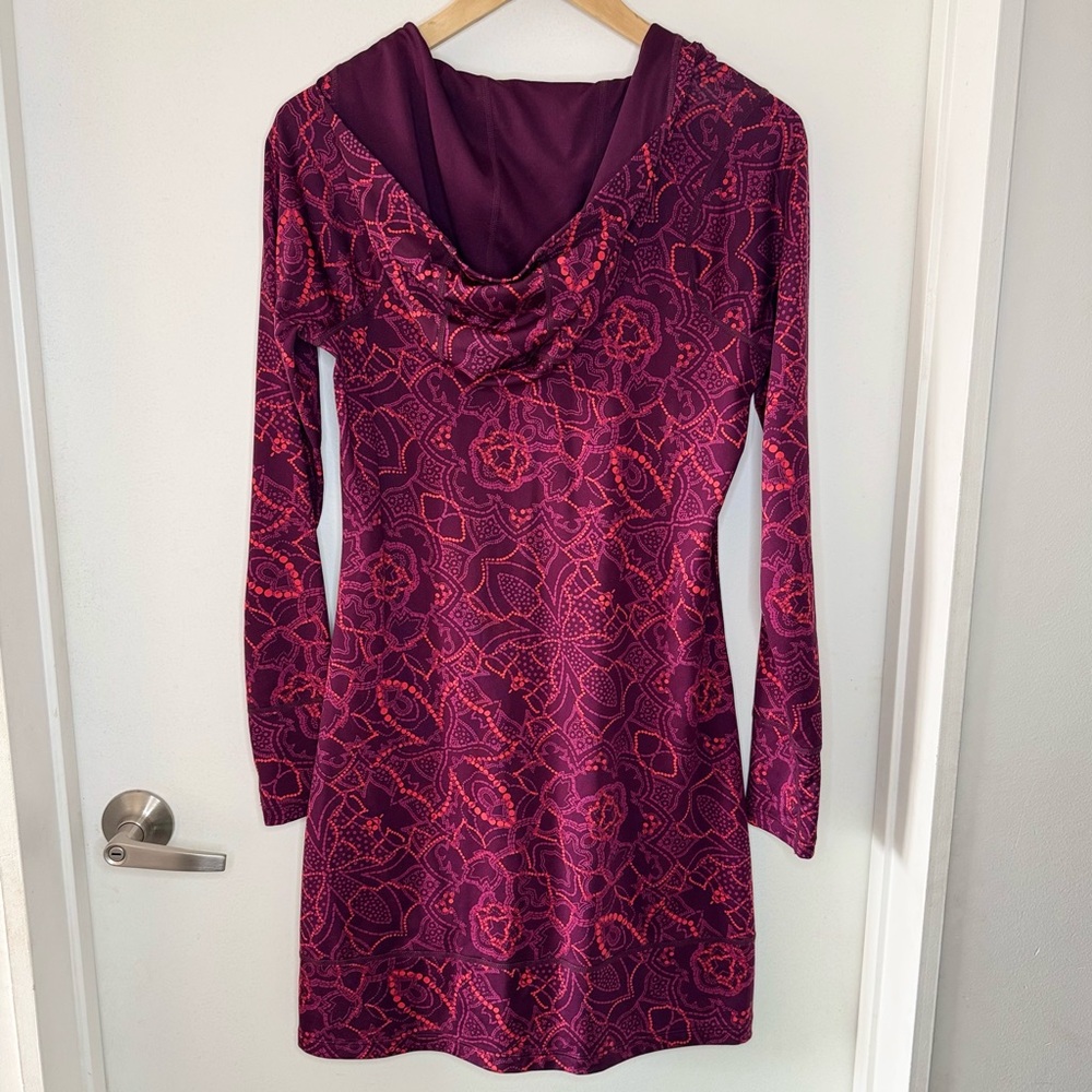 Title Nine Mercury Hooded Activewear Dress Hood & Pockets Sporty Women’s Small - Picture 6 of 6